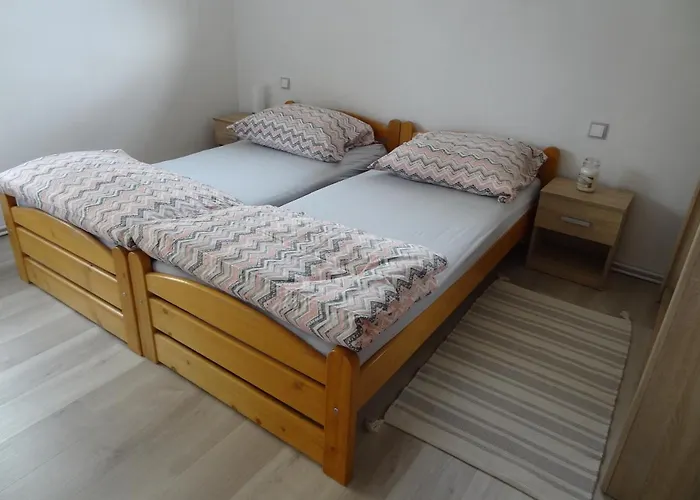 Apartman Karovi